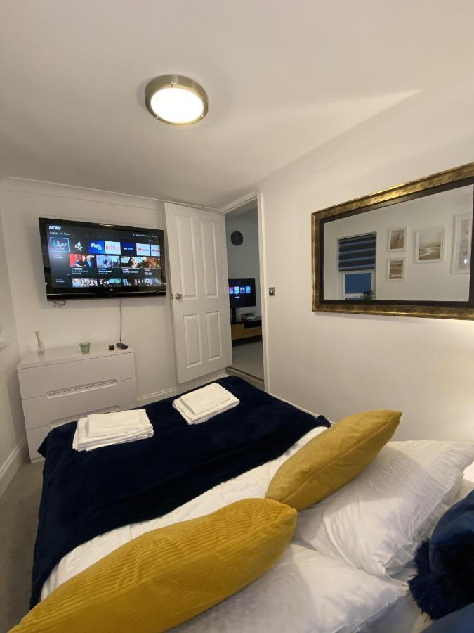 February Bliss Special, Unwind In Style With Our Exclusive Sa Promo, Book Now Apartment Londra Exterior foto