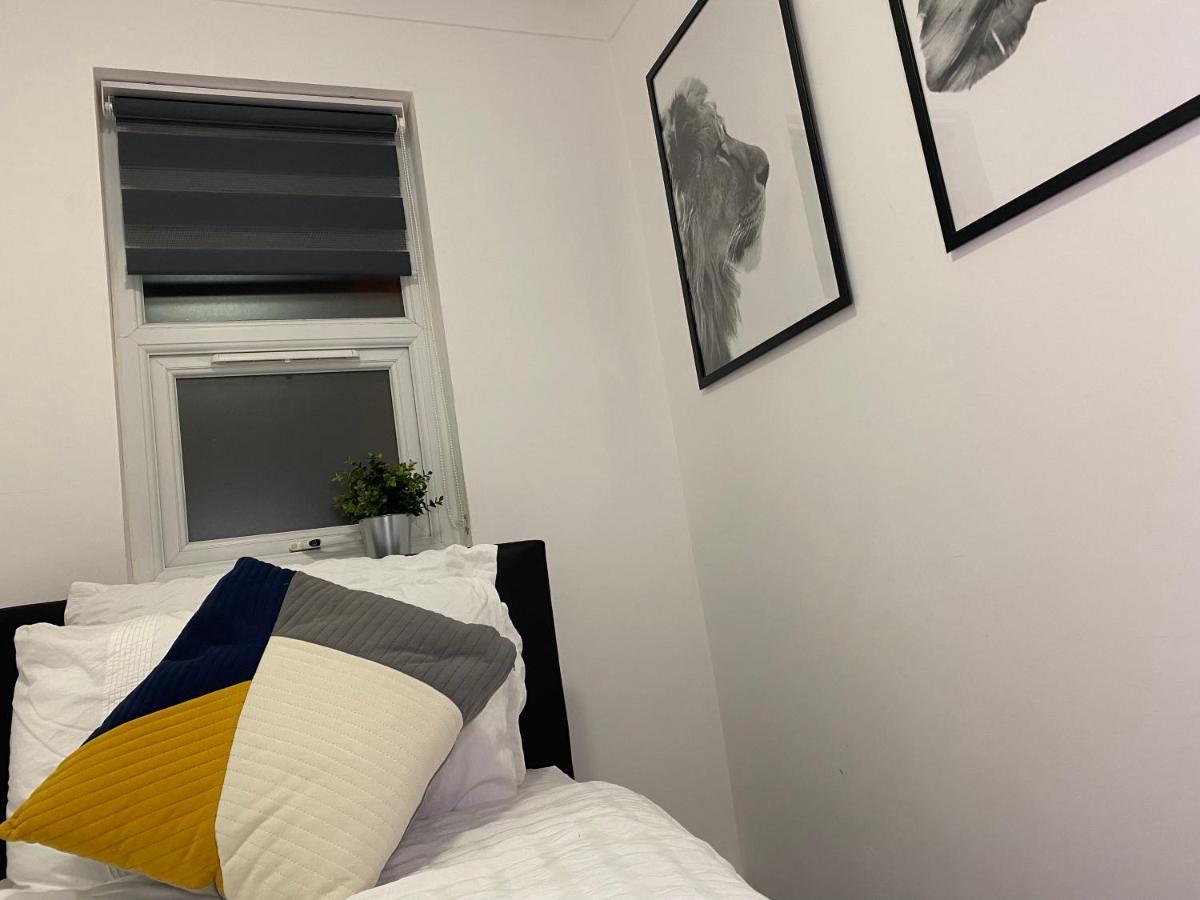 February Bliss Special, Unwind In Style With Our Exclusive Sa Promo, Book Now Apartment Londra Exterior foto